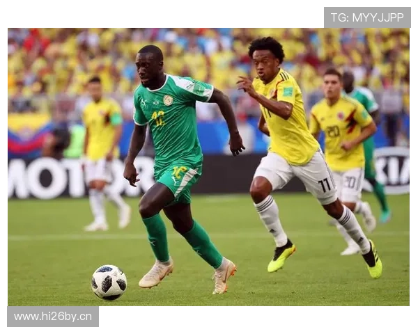 塞内加尔携非洲杯奖杯入场争议